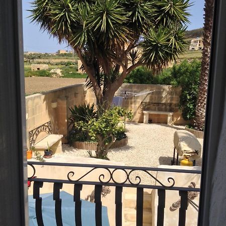 Anna Karistu Accommodation Kerċem Exteriör bild
