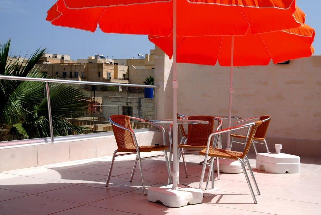 Anna Karistu Accommodation Kerċem Exteriör bild
